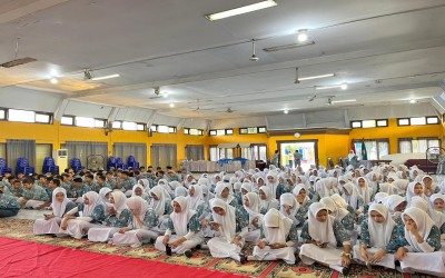 Peringatan Maulid Nabi Muhammad SAW di SMA Hang Tuah Makassar